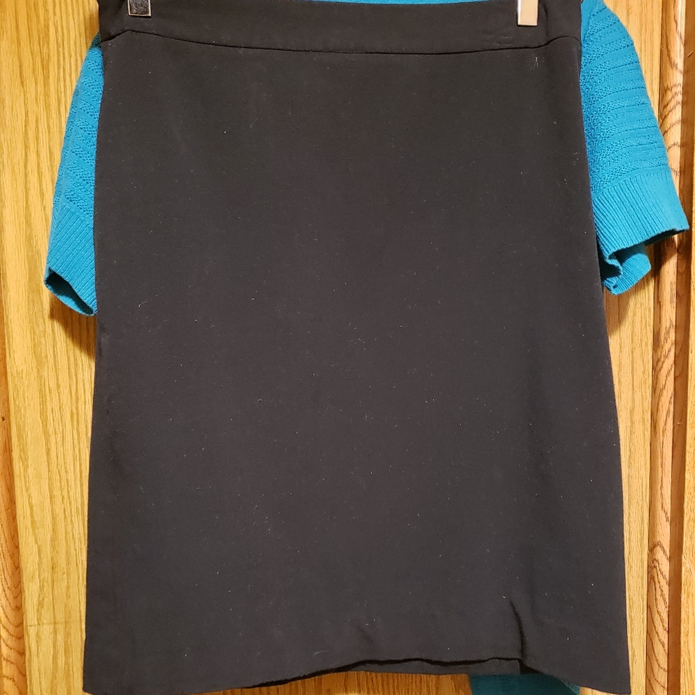 Focus 2000 black short skirt size 4